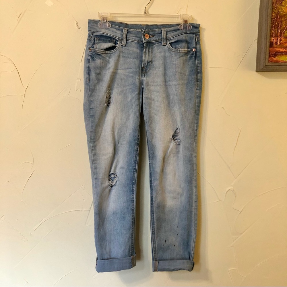 Old Navy Straight Mid-Rise Distressed Jeans